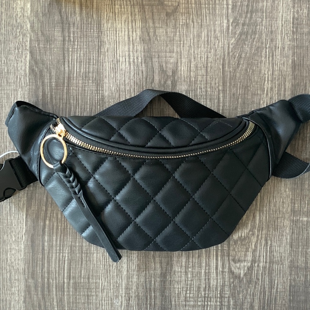 Faux leather Fanny pack or cross body purse with sipper closure & inside pocket